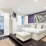 Old Town Ii By Aston Apartment